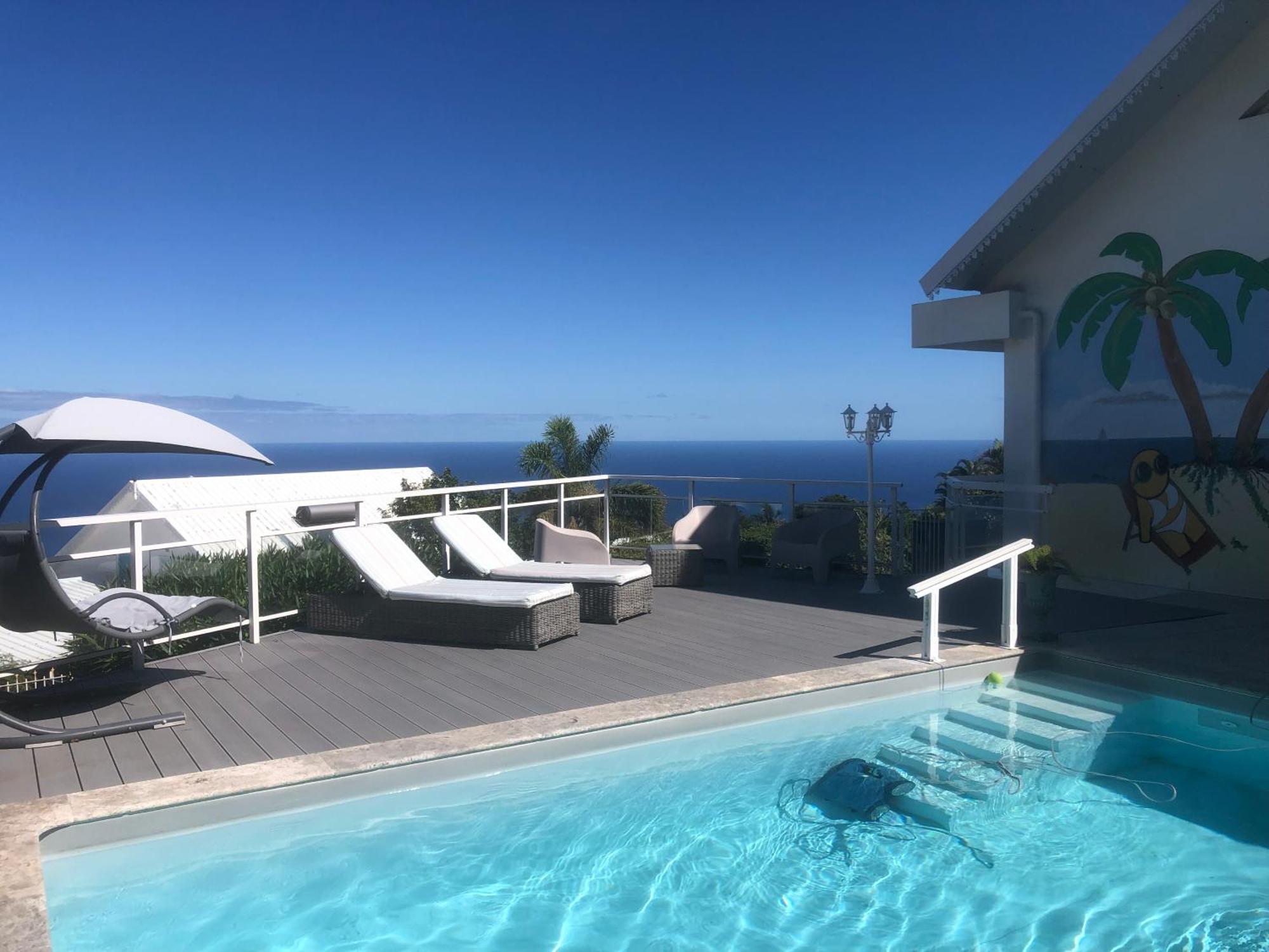 St Leu -Villa d'artiste, superbe vue mer, piscine chauffée Saint-Leu Esterno foto
